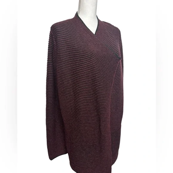 PUREJILL / Black & Maroon Cardigan Sweater / Medium / Preppy Goth Bohemian - Picture 9 of 13